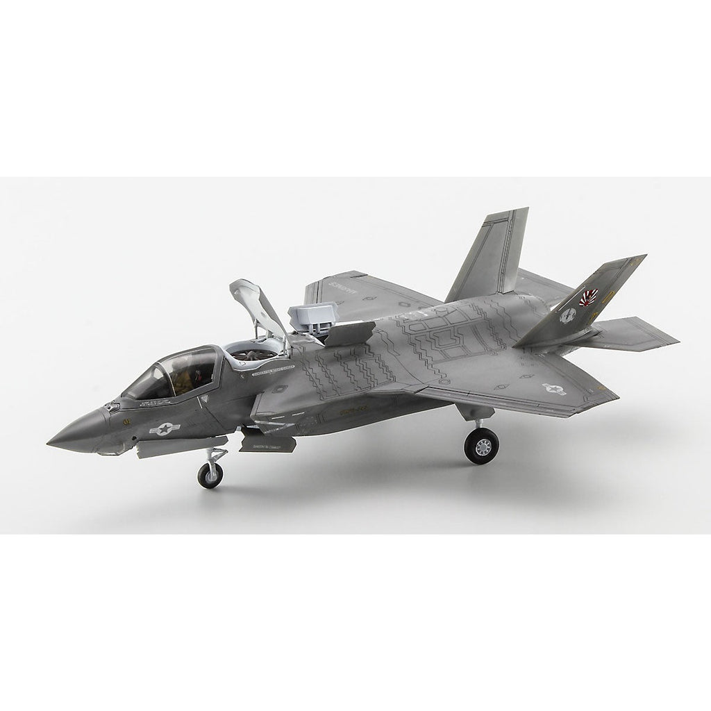 Hasegawa 1/72 Air Force 02398 F-35閃電II [B型] 美國海軍陸戰隊VMFA-242中隊 出雲號起降測試 組裝模型