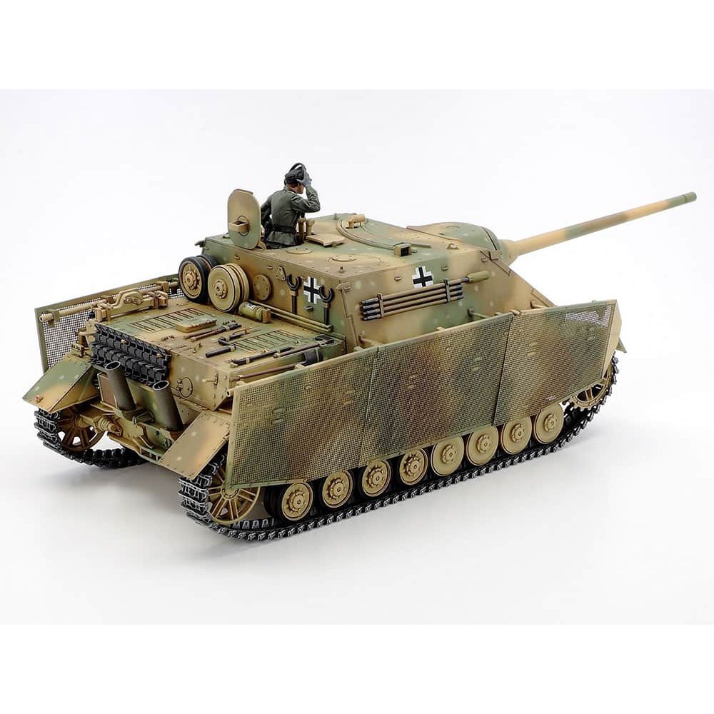 Tamiya 1/35 MM 35381 German Panzer IV/70(A) Plastic Model Kit
