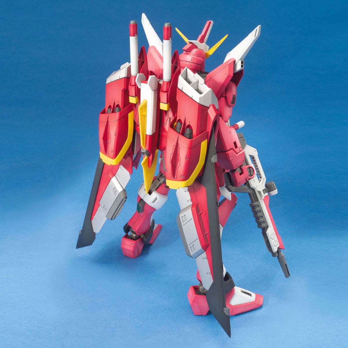 Bandai 1/100 MG ZGMF-19A Infinite Justice Gundam Plastic Model Kit
