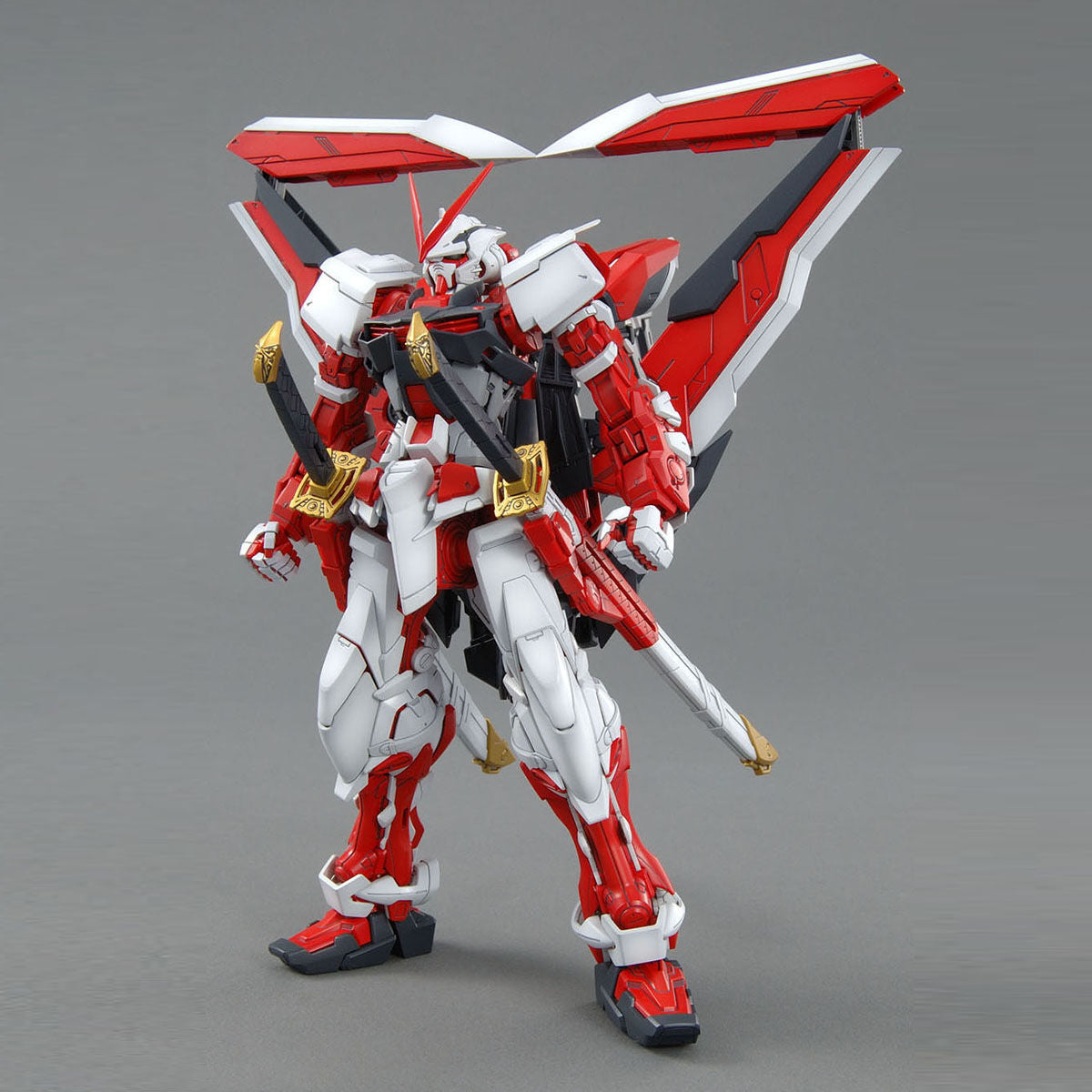 Bandai 1/100 MG 迷惘高達紅色機改 組裝模型
