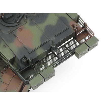 Tamiya 1/35 MM 25216 M1A1 Abrams Tank Ukrainian Army Plastic Model Kit