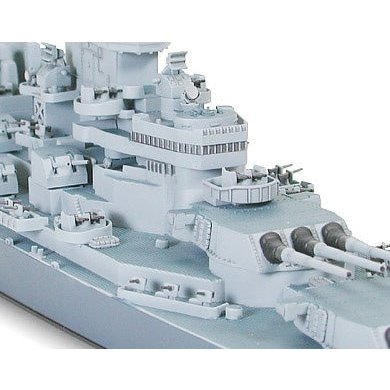 Tamiya 1/700 WL 31613 US Navy Battleship BB-63 MISSOURI Plastic Model Kit