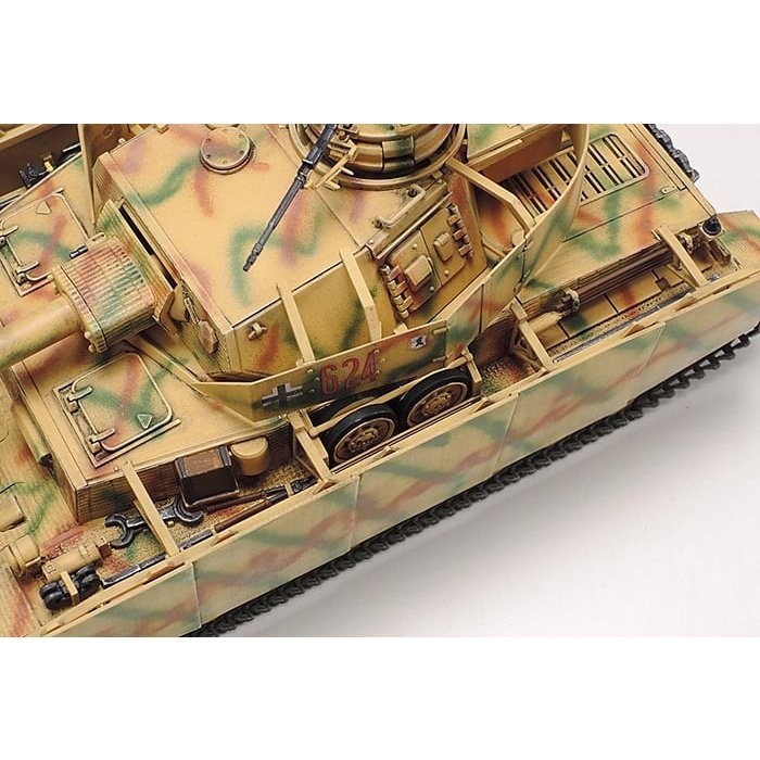 Tamiya 1/48 MM 32584 德國四號坦克IV H型（後期生產型） 組裝模型