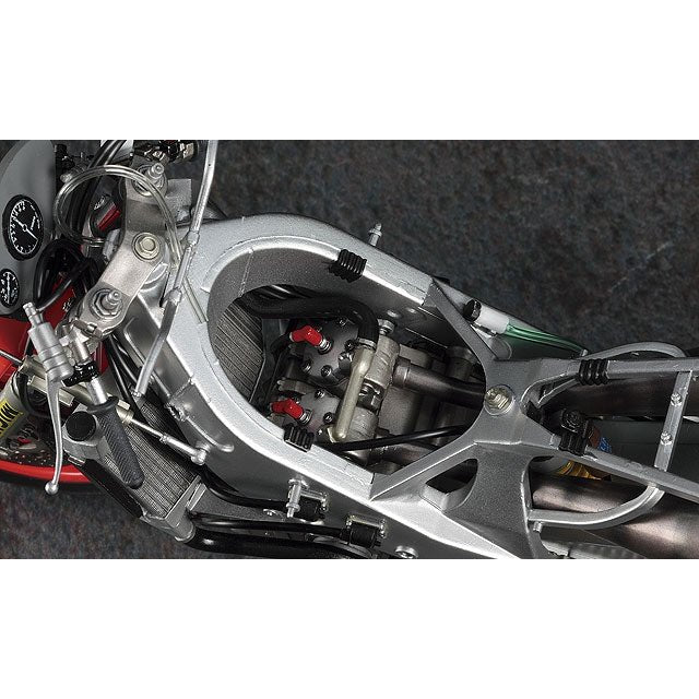 Hasegawa 1/12 BK 03 YAMAHA YZR500 OW98 `1988 WGP500 CHAMPION` 組裝模型 - TwinnerModel