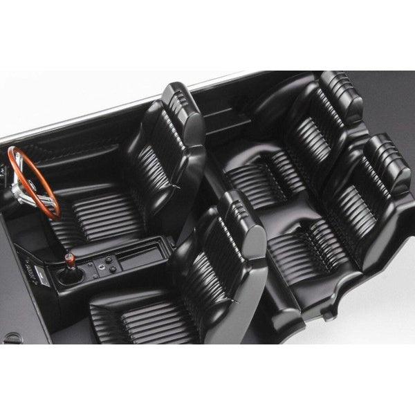 Hasegawa 1/24 HC 44 ISUZU 117 COUPE EARLY 組裝模型 - TwinnerModel