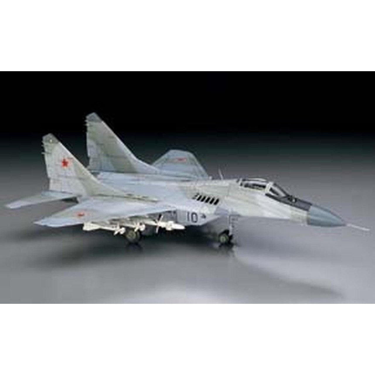Hasegawa 1/72 AF-E 11 MIG-29 FULCRUM FARNBOROUGH WITH WEAPON 組裝模型 - TwinnerModel