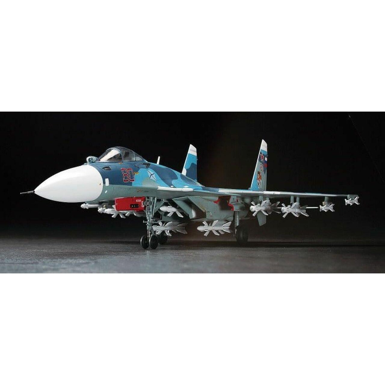 Hasegawa 1/72 AF-E 35 SU-33 FLANKER D 組裝模型 - TwinnerModel
